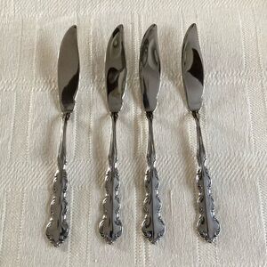 Oneida Deluxe Silverware Butter Knives 4